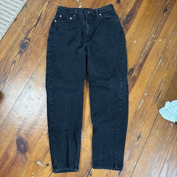 Vintage Levis 521 Tapered Fit Leg Women's Jeans Size 14 Made In USA Black - Picture 1 of 7